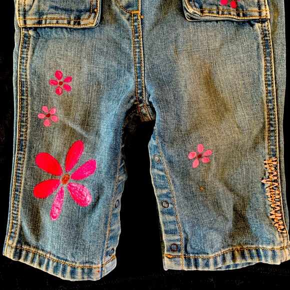 Hand painted children’s overalls size 6-12 months - Picture 3 of 6